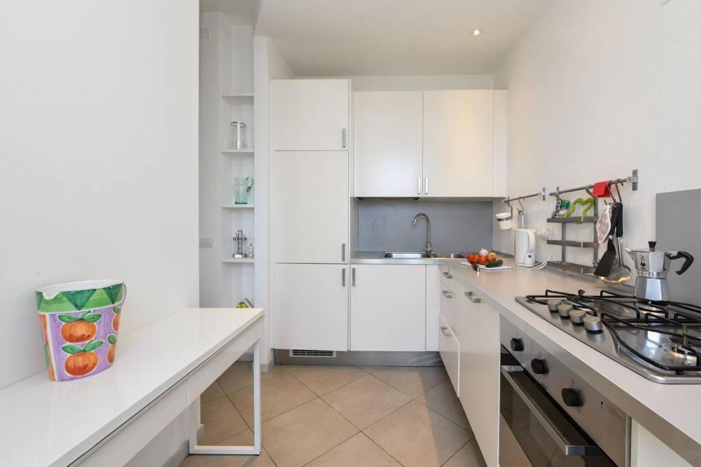 Oleandro Apartment Directly On The Lake غارنانو المظهر الخارجي الصورة